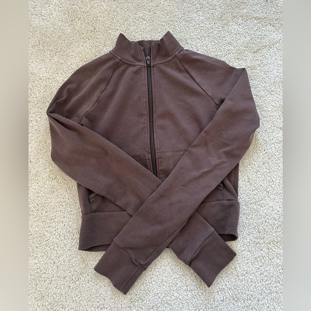 Skims outdoor track jacket size small like new